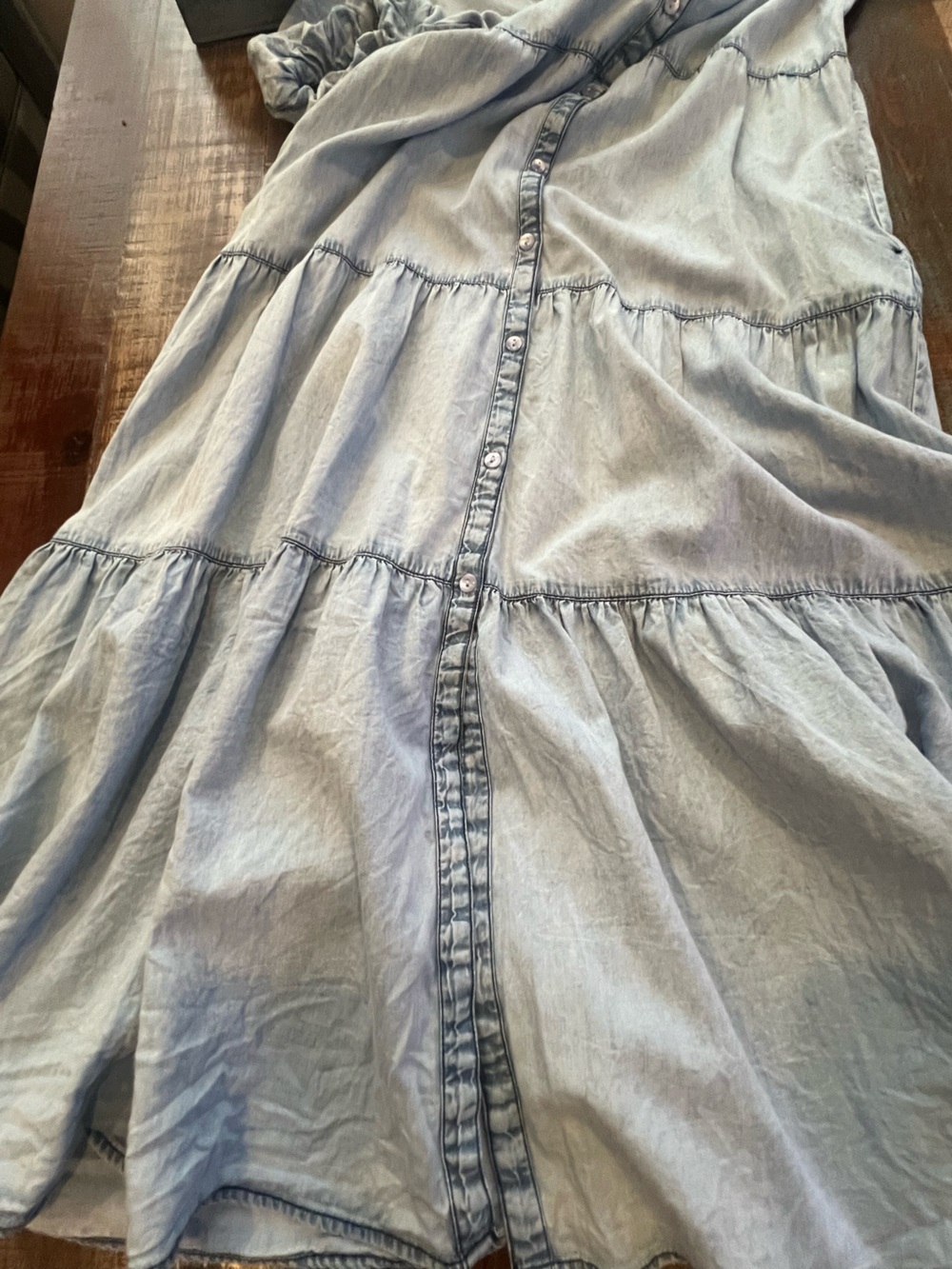 Elan chambray tiered Maxi Dress M - Picture 9 of 10
